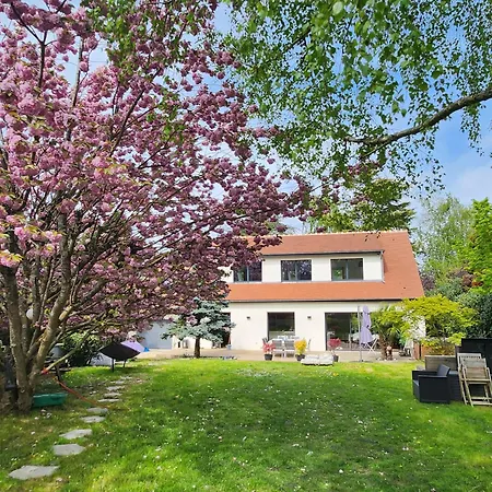 Hotel Entiere 200m² Saint-Nom-la-Breteche