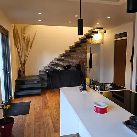 Hotel Entiere 200m² Saint-Nom-la-Breteche